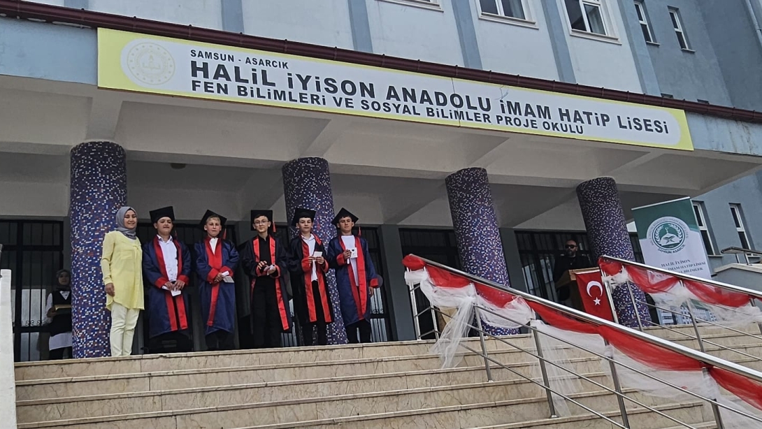 MEZUNİYET TÖRENİ